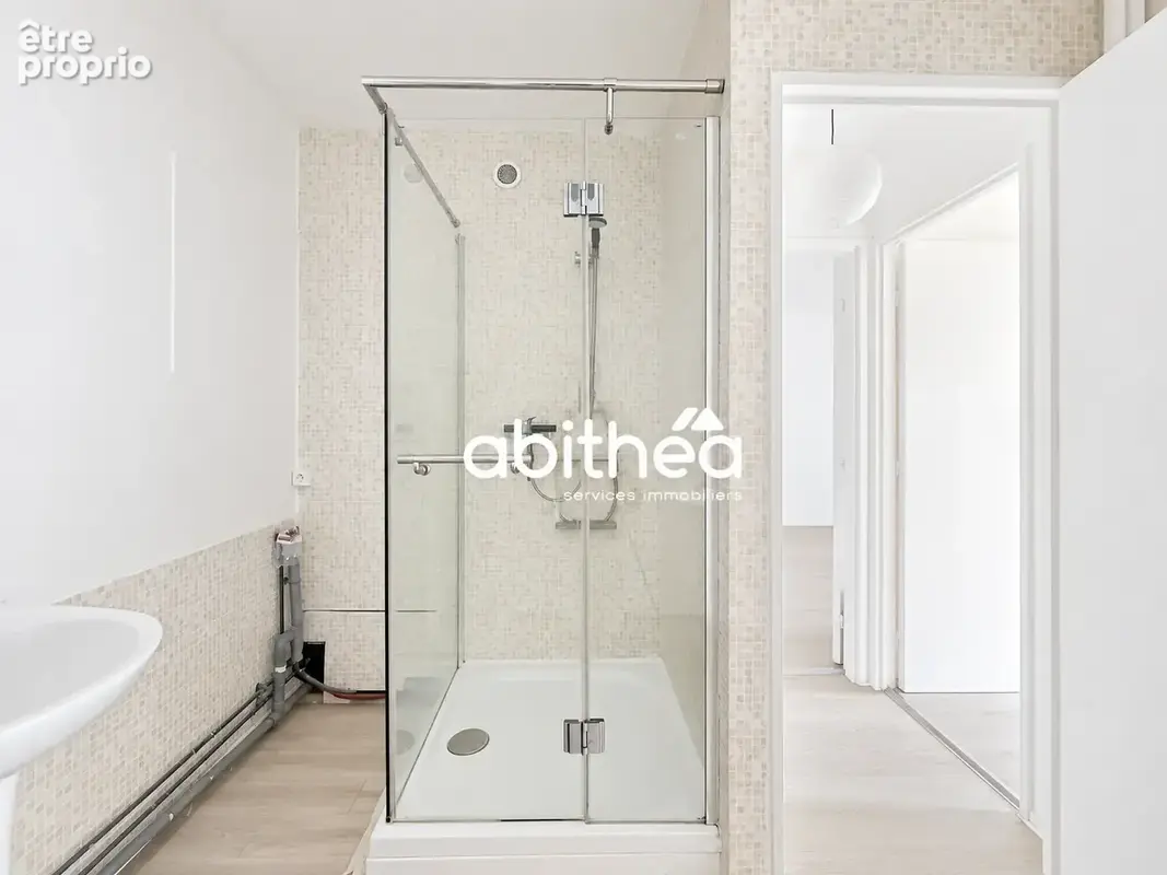 Appartement de type f2 - top secteur - photo 11