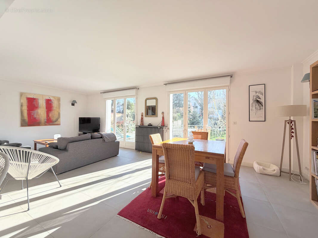 Maison à RUEIL-MALMAISON