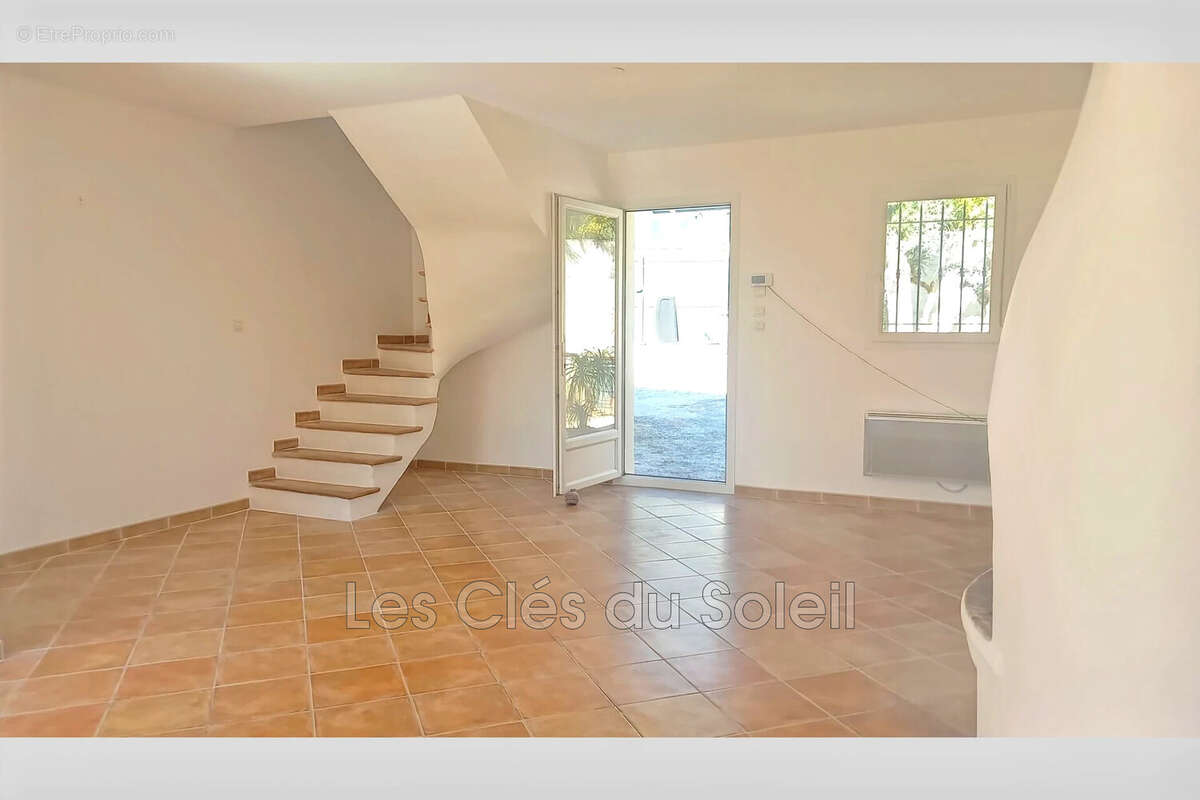 Maison à LA VALETTE-DU-VAR