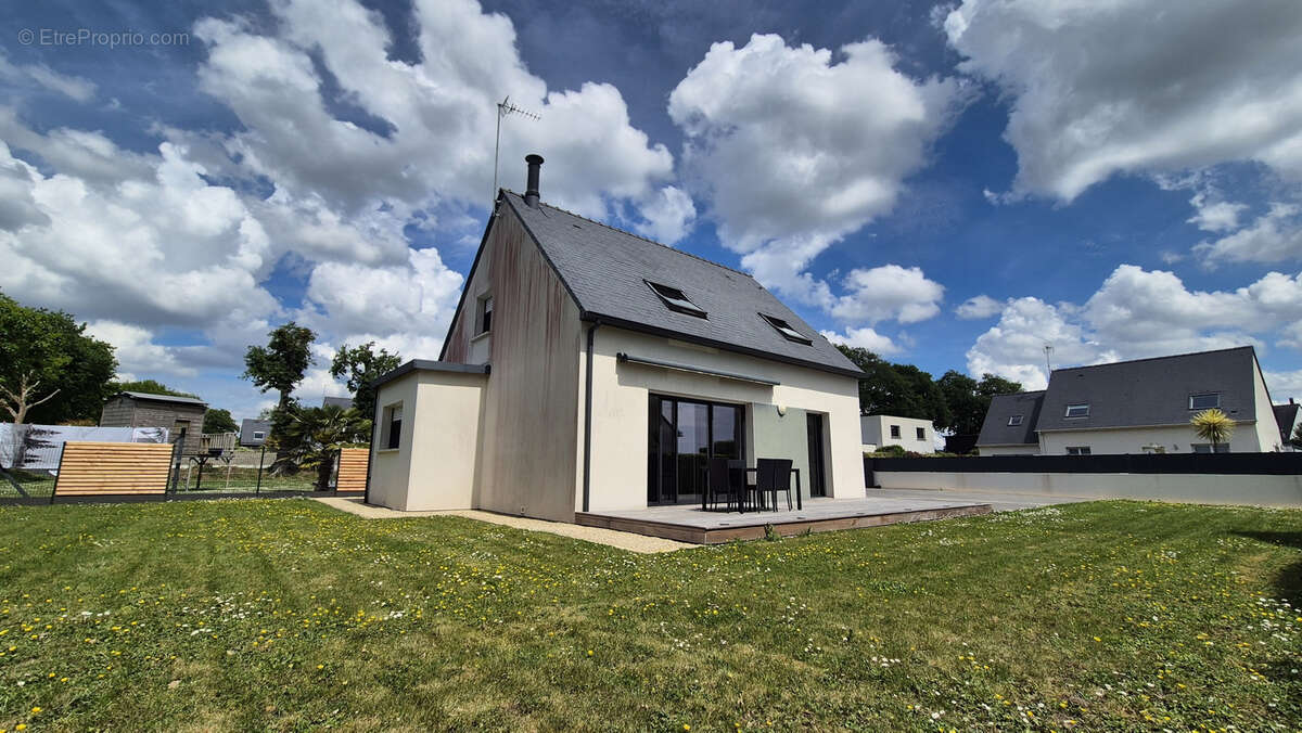 Maison à CLOHARS-CARNOET
