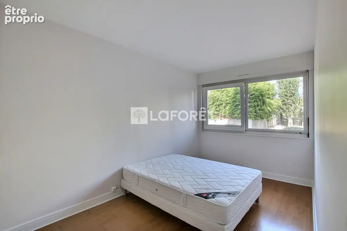 Appartement Courbevoie 2 pièce(s) 51 m2 - photo 4
