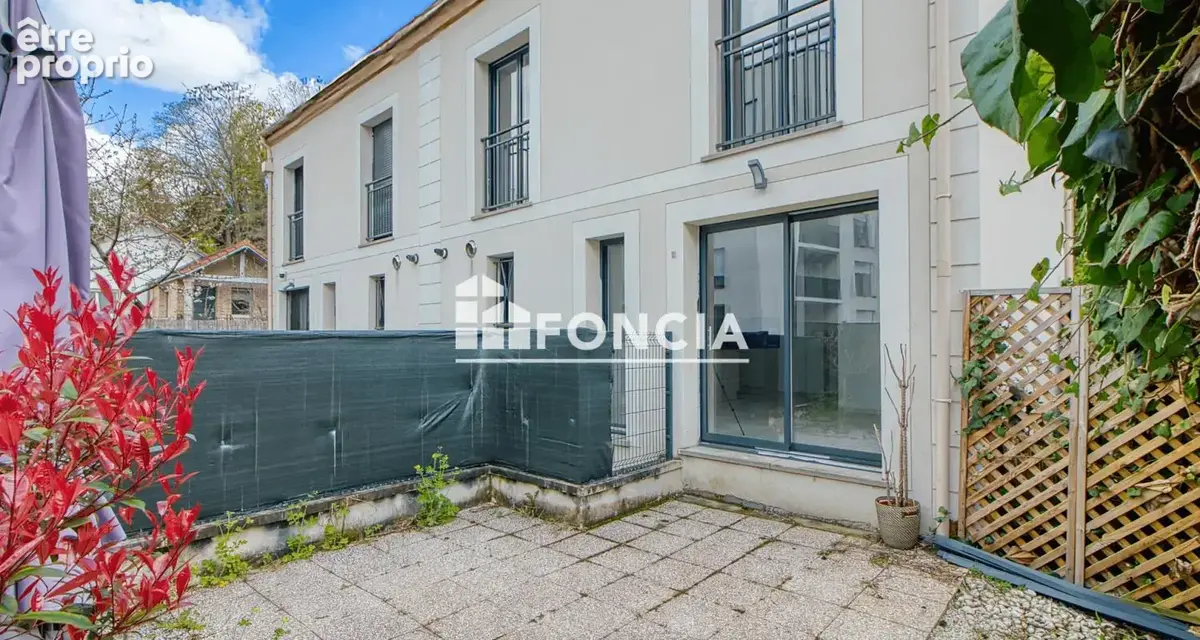 Sur les hauteurs de POISSY (78300) - Maison de 2018, 5 pièces - 3 chambres - 88 m² habitables / 115 m2 au sol / 130 m2 utiles -  - photo 2