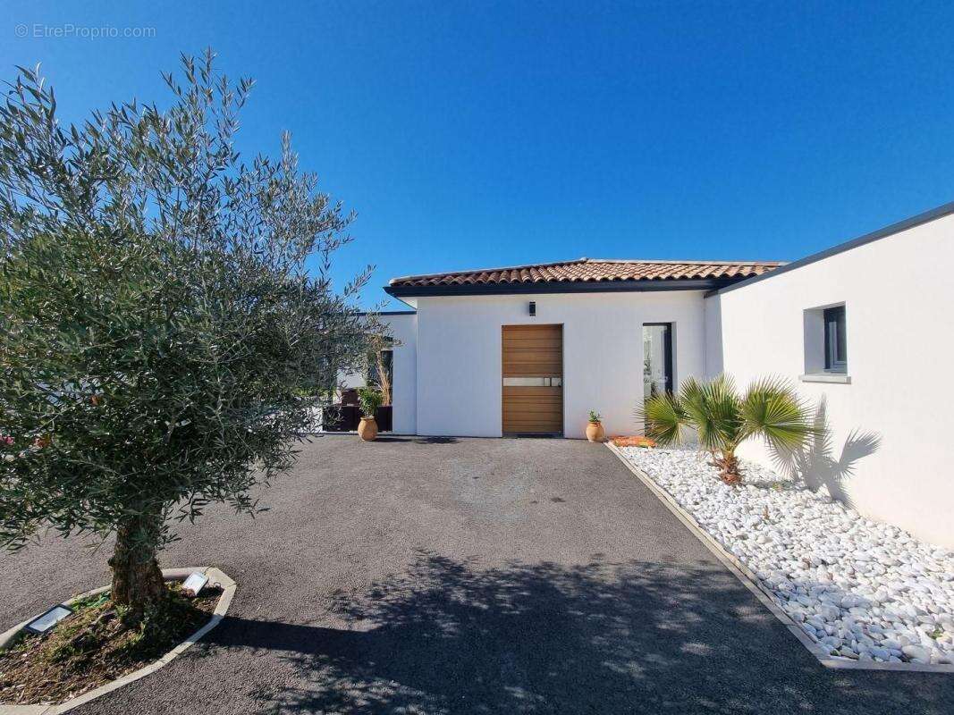 Maison à VILLEMATIER