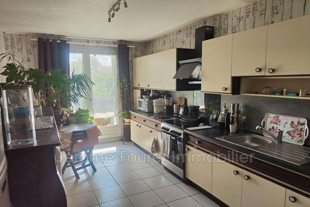 Appartement à BRIVE-LA-GAILLARDE