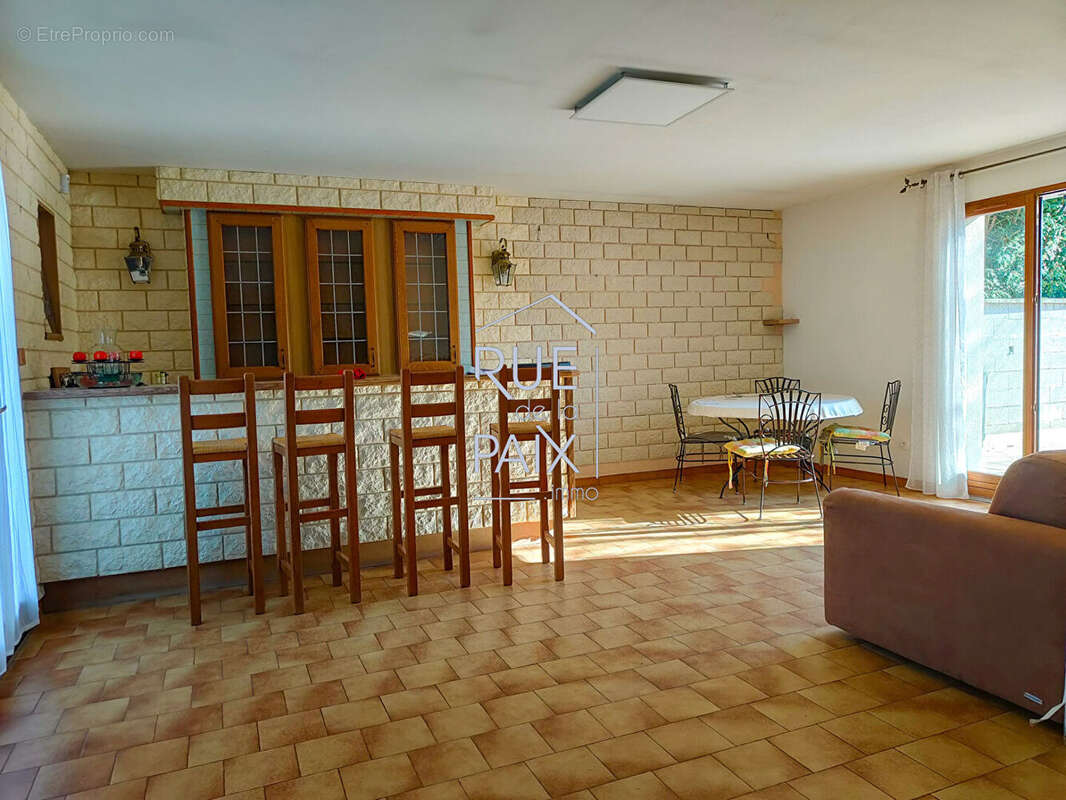 Maison à COLOMBIERS