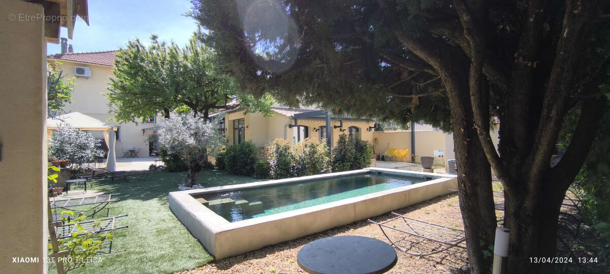 Maison à VAISON-LA-ROMAINE