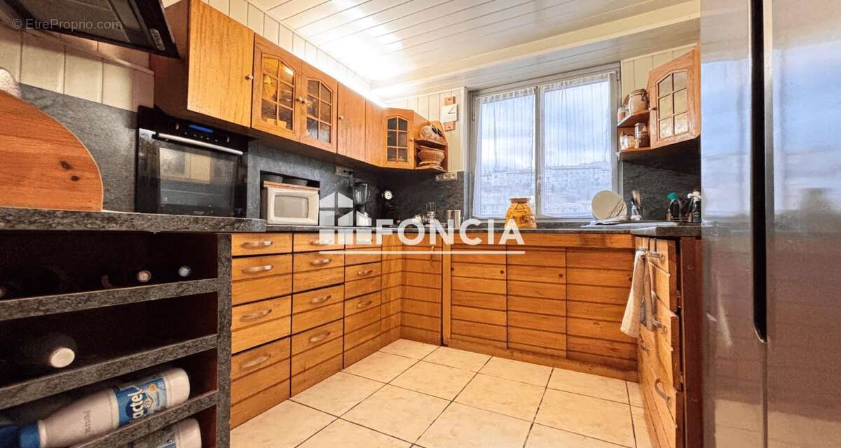 Appartement à SAINT-ETIENNE