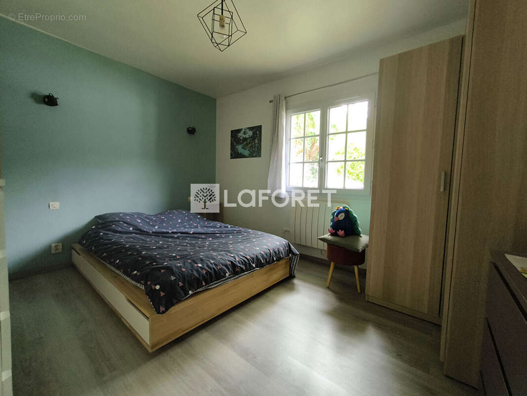 Maison à SAINT-LEGER-DU-BOURG-DENIS