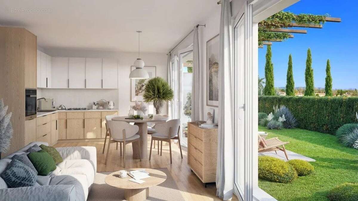 Maison à PUGET-SUR-ARGENS