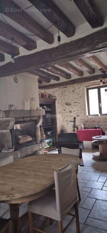 Maison à SOISY-SUR-ECOLE