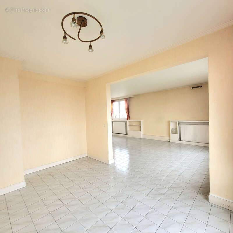 Appartement à PONTOISE