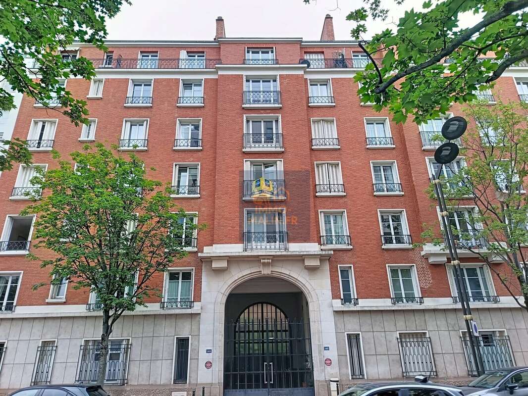 Appartement à LEVALLOIS-PERRET