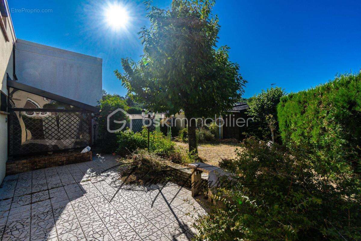 DARVAULT — Maison familiale de 95 m² avec jardin, garage et 4 chambres - photo 22