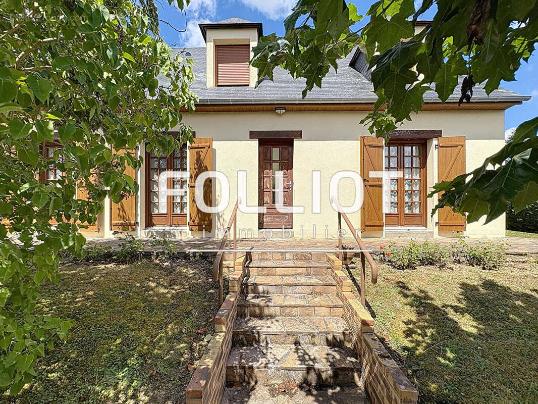 Maison à SAINT-AMAND