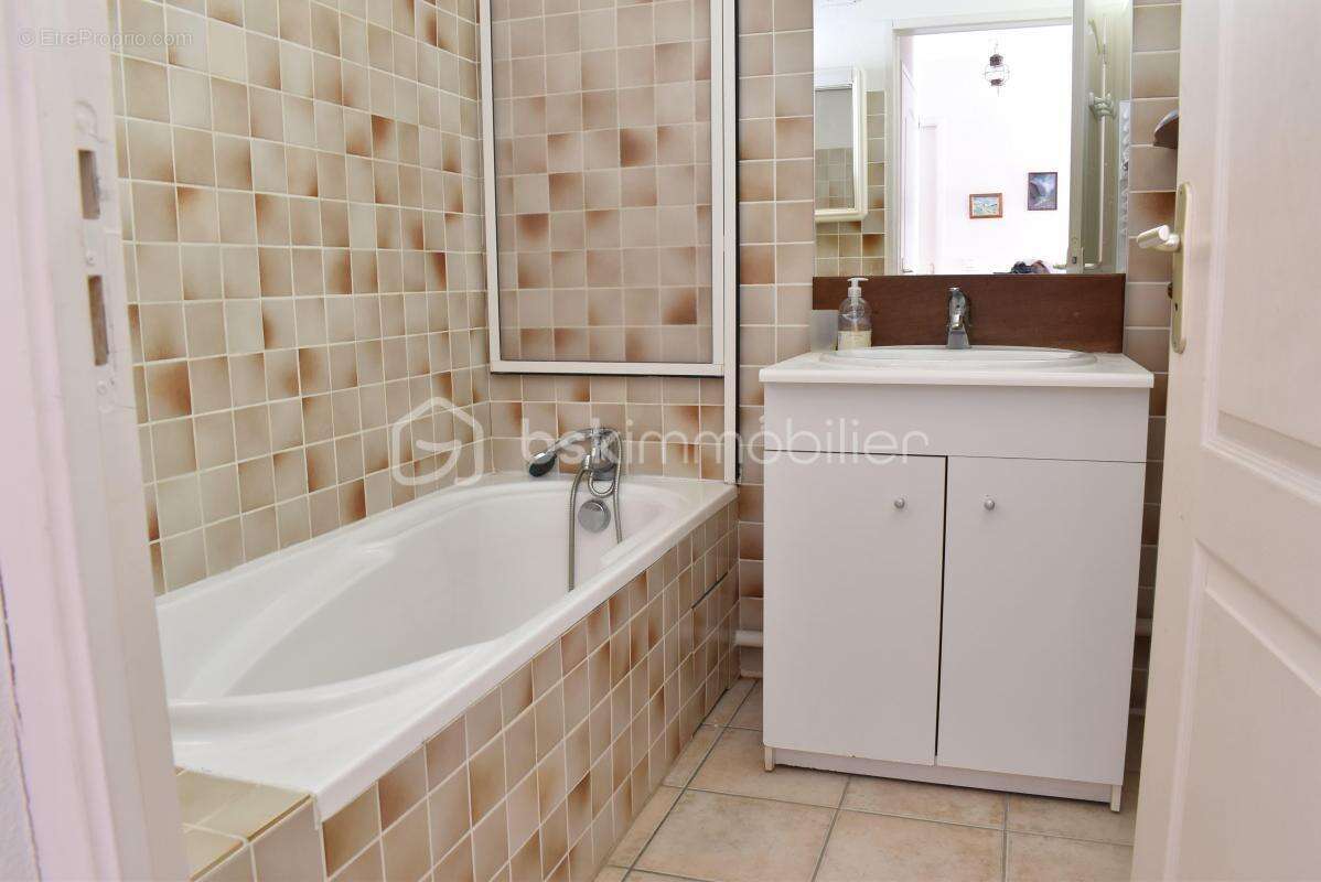 Appartement à SAINT-CHAFFREY