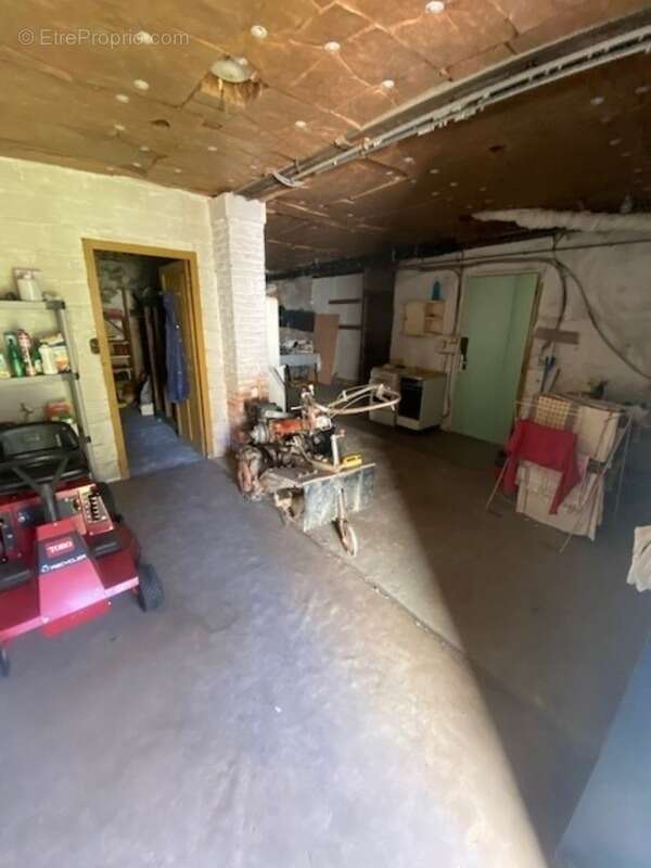 Maison à DECAZEVILLE