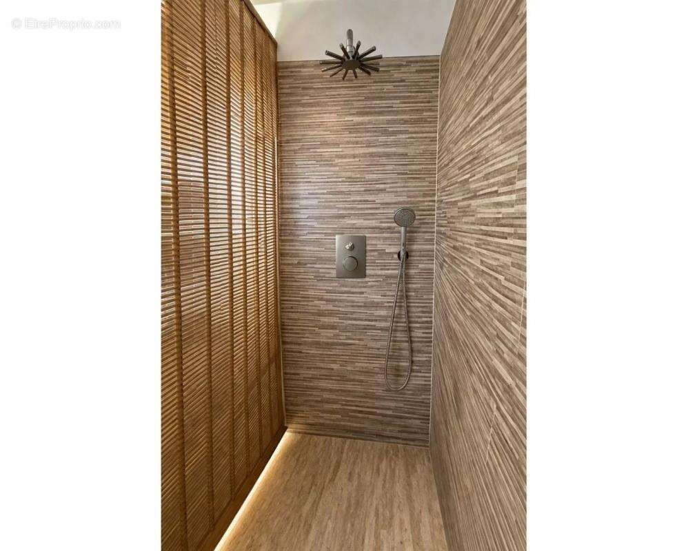 Appartement à VALBONNE