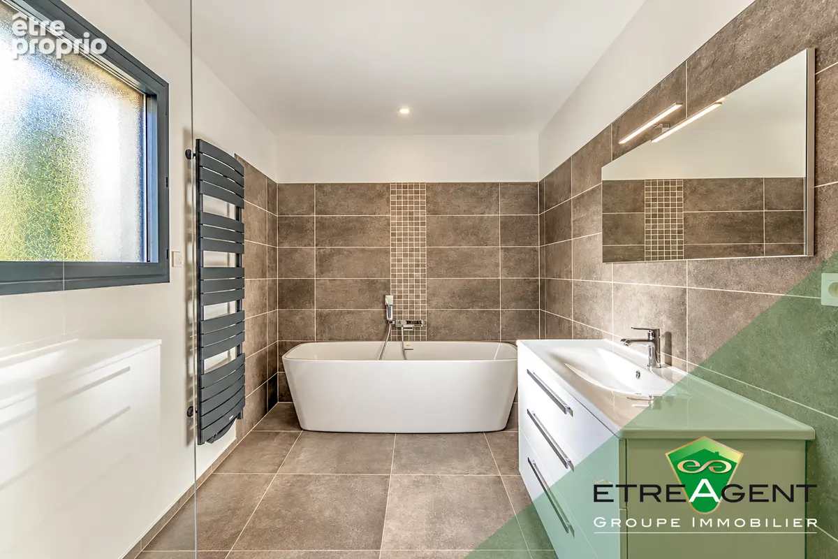 Maison BÉMÉCOURT - 215 m² - 5 chambres - photo 15