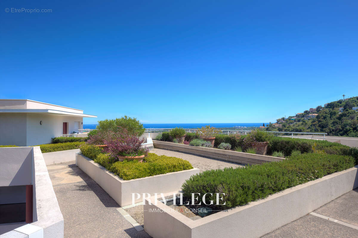 Appartement à MANDELIEU-LA-NAPOULE