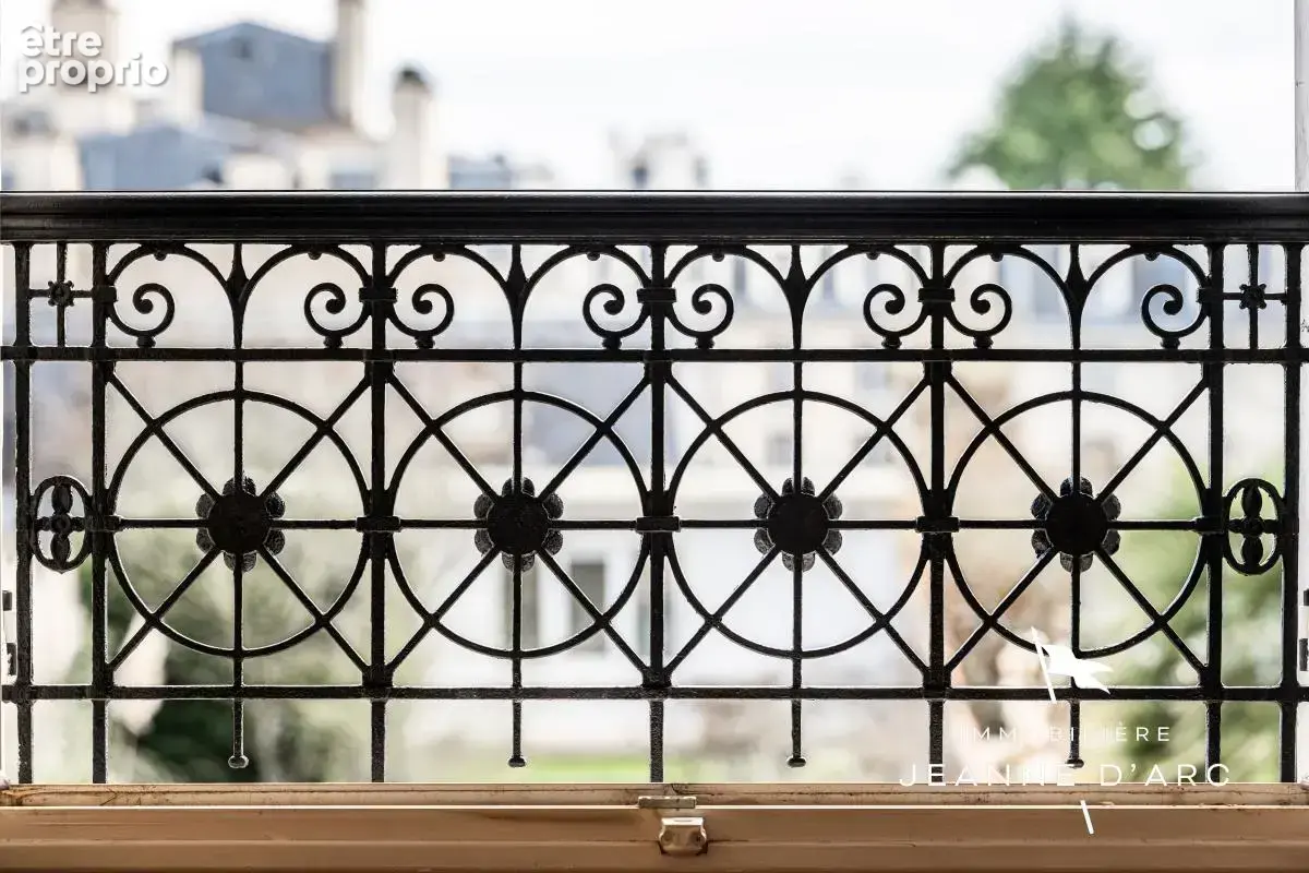 Versailles - place de la loi - maison de 238 m² au sol - 7 chambres - jardin - garage - photo 10