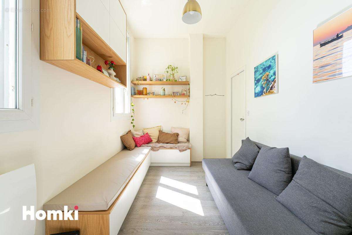 Appartement à MARSEILLE-5E