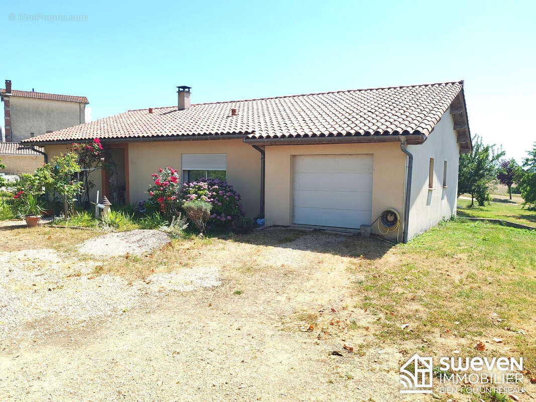 Maison 103 m² à Saint-Andre  - photo 2