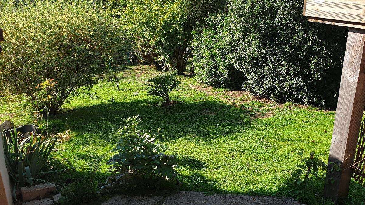 Maison à SAINT-LEONARD-DE-NOBLAT