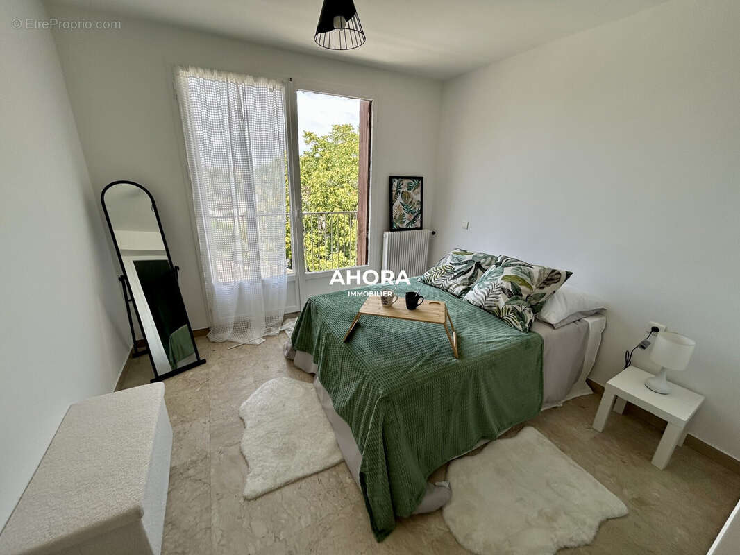 Appartement à MARSEILLE-9E