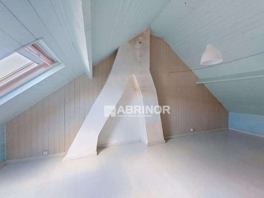 Maison à HOUPLINES