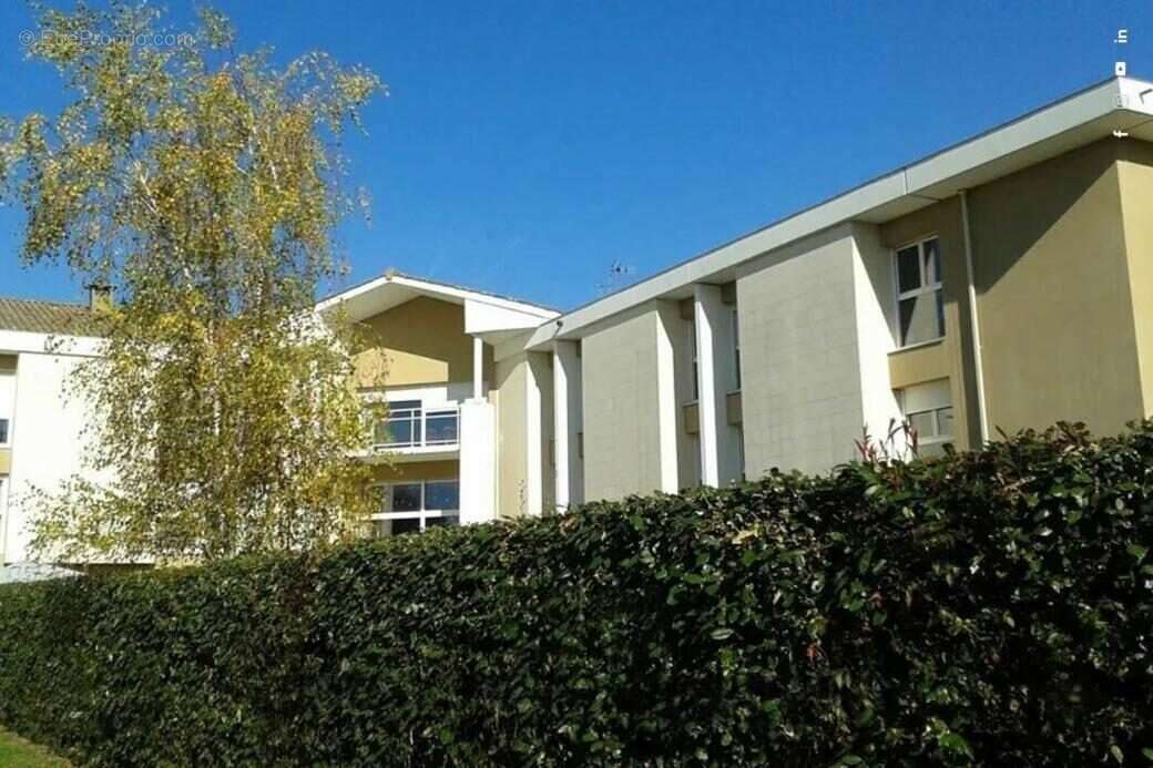 Appartement à PAREMPUYRE