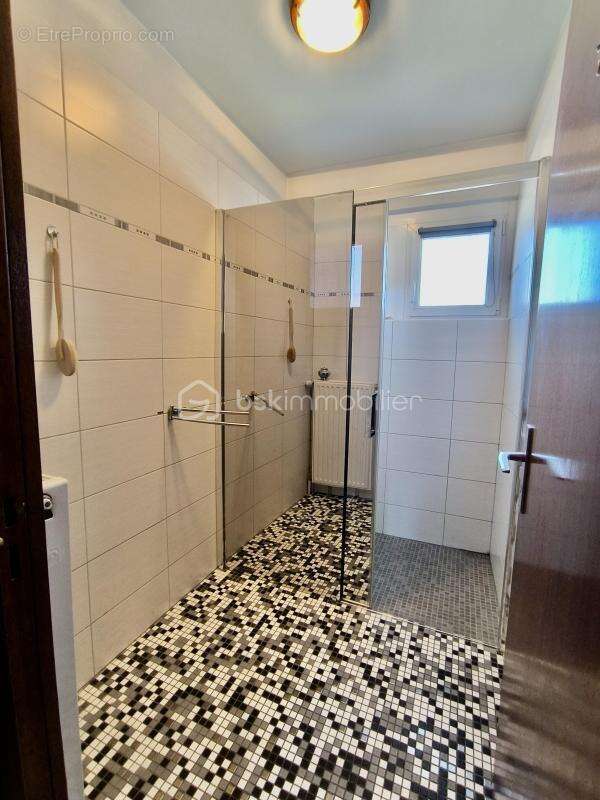 Maison individuelle de plain-pied 76 m2, 4 pièces, 2 chambres, terrain clôturé 3 ares 87 – Vue Montagnes - photo 17