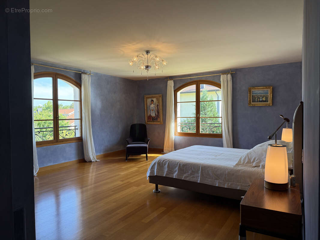 Maison à ECHENEVEX