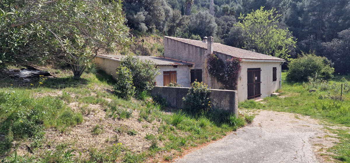 Maison à LA CADIERE-D'AZUR