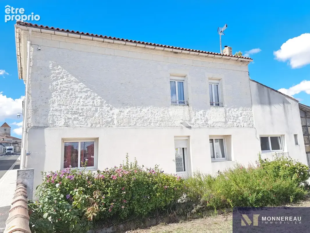 Maison de village  avec jardin et dependance - photo 2