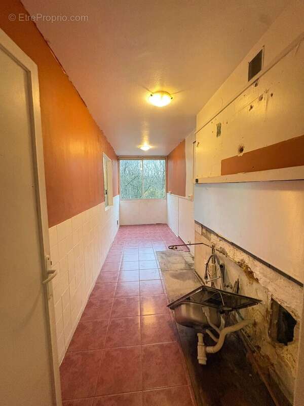 Appartement à BOUSSY-SAINT-ANTOINE