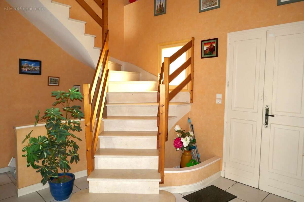 Maison à BEAUFORT-EN-VALLEE