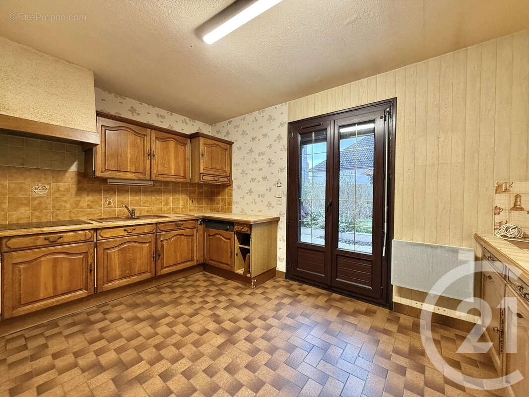 Maison à MONTBEUGNY