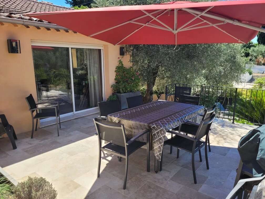Maison à PEYMEINADE