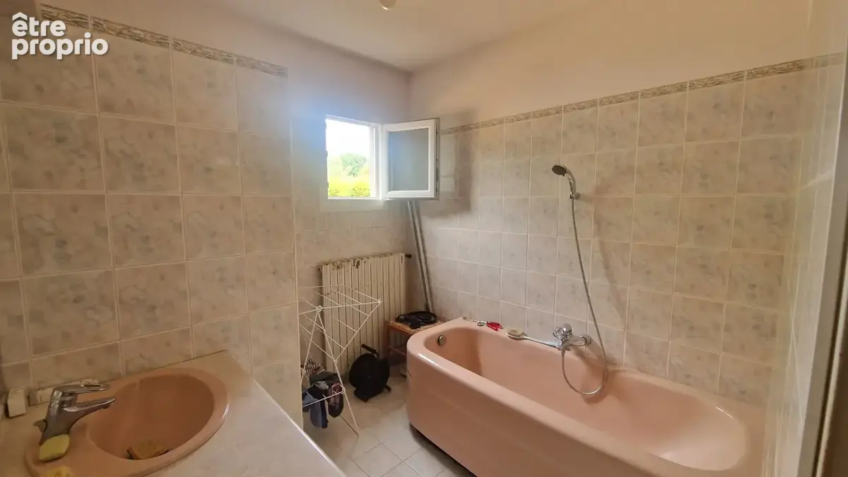 Proche MAINTENON :  Maison d'habitation - photo 6