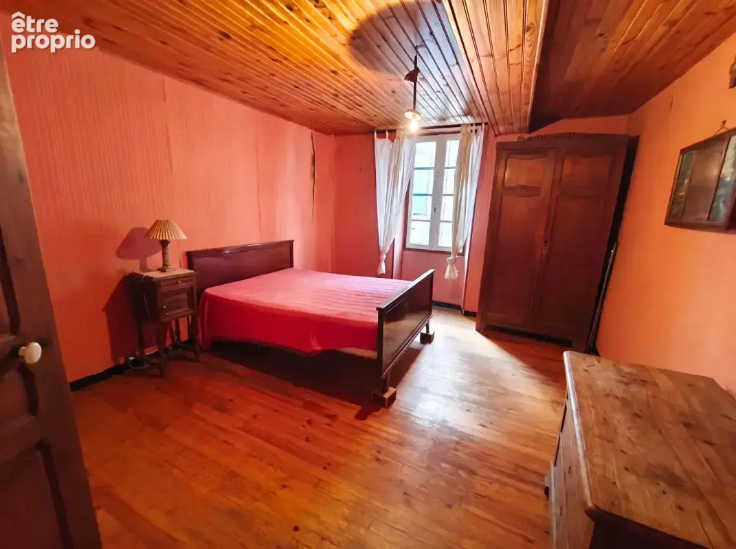 Maison de village à renover + terrain - photo 5