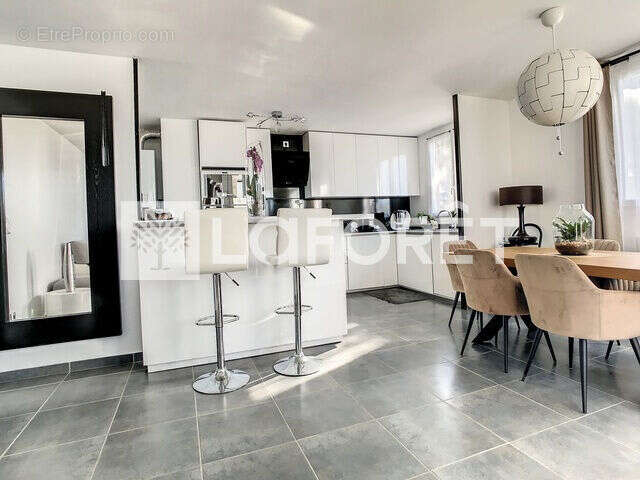 Appartement à VITROLLES