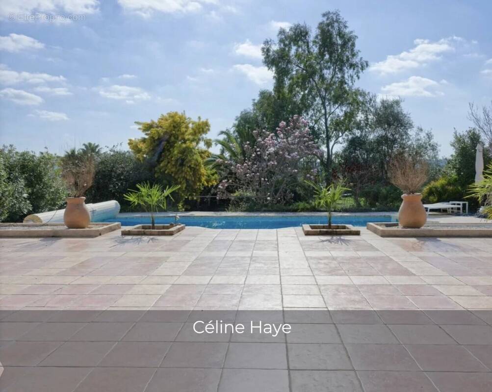 Maison à TOURRETTES