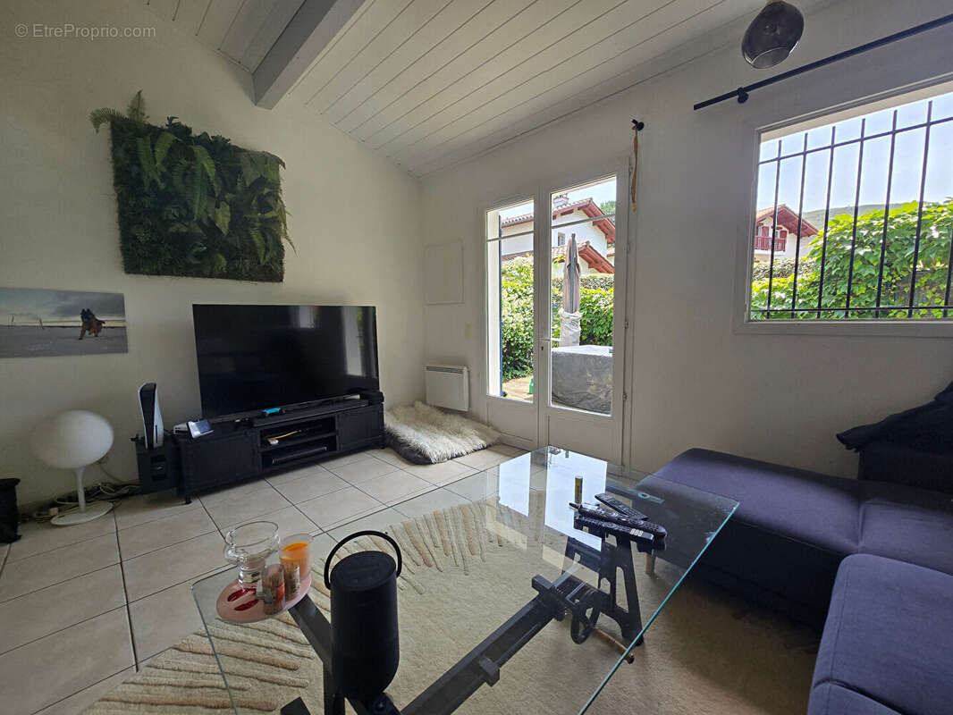 Appartement à URRUGNE