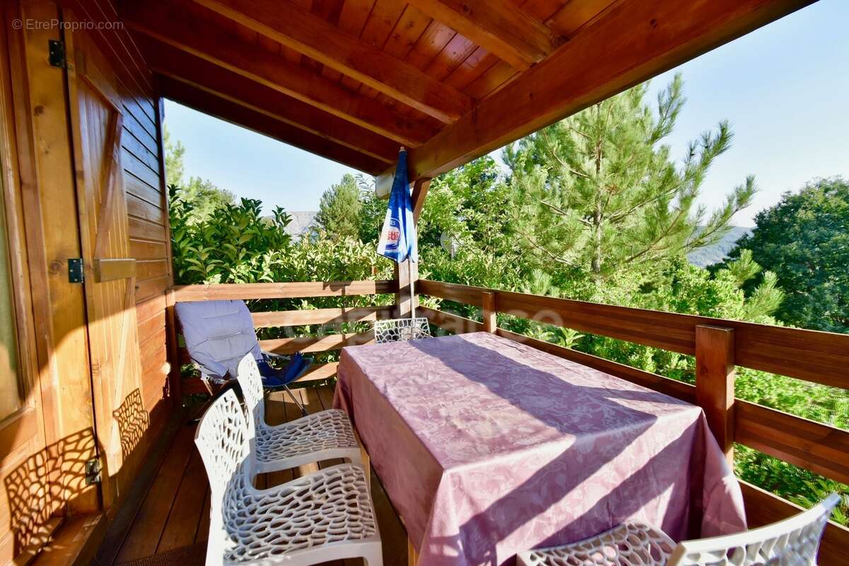 Dpt Corse (20), à vendre EVISA, propriété avec six chalets en bois, terrasse vue panoramique, piscine, parking - photo 13
