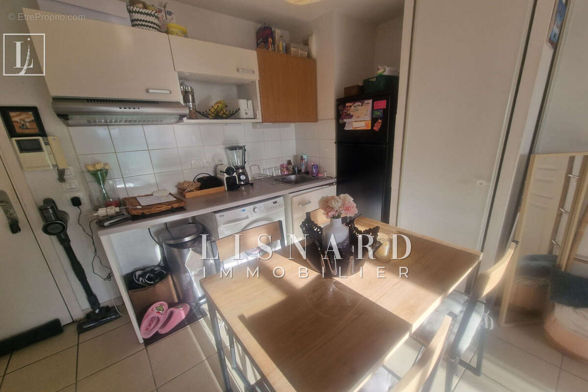 Appartement à VALLAURIS