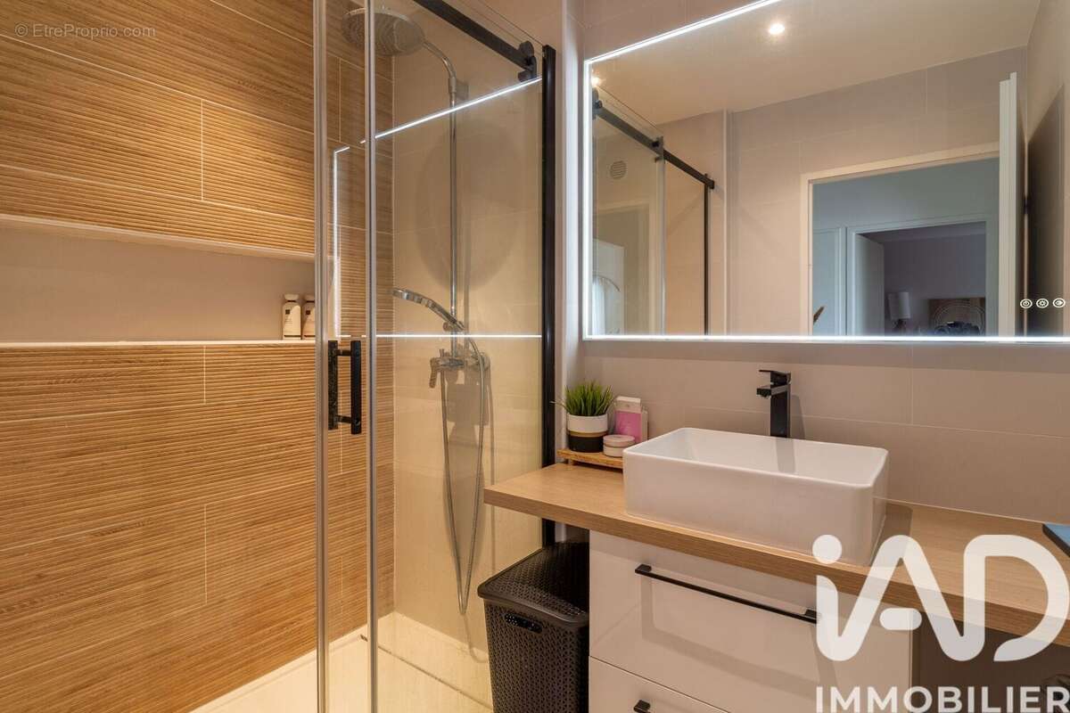 Photo 8 - Appartement à ROISSY-EN-BRIE