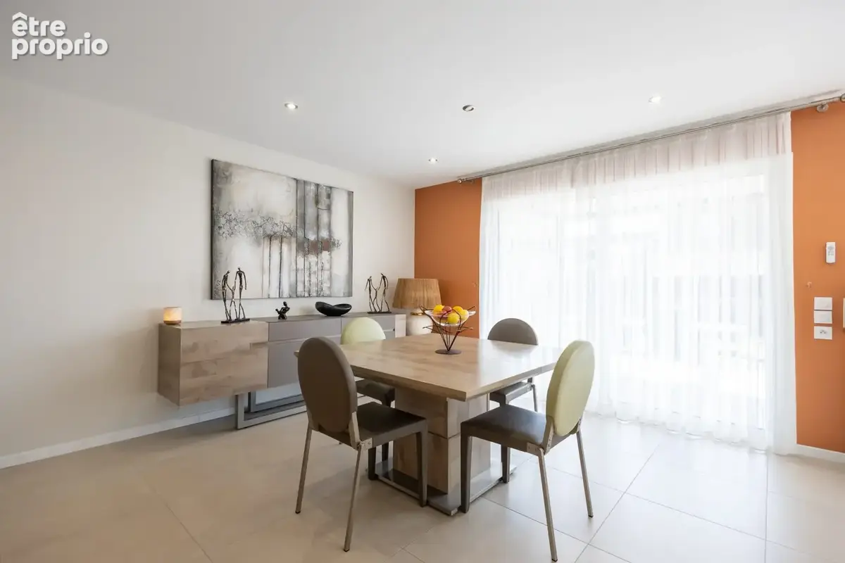 Maison 115 m² à Saint-Denis-De-L'hotel  - photo 7