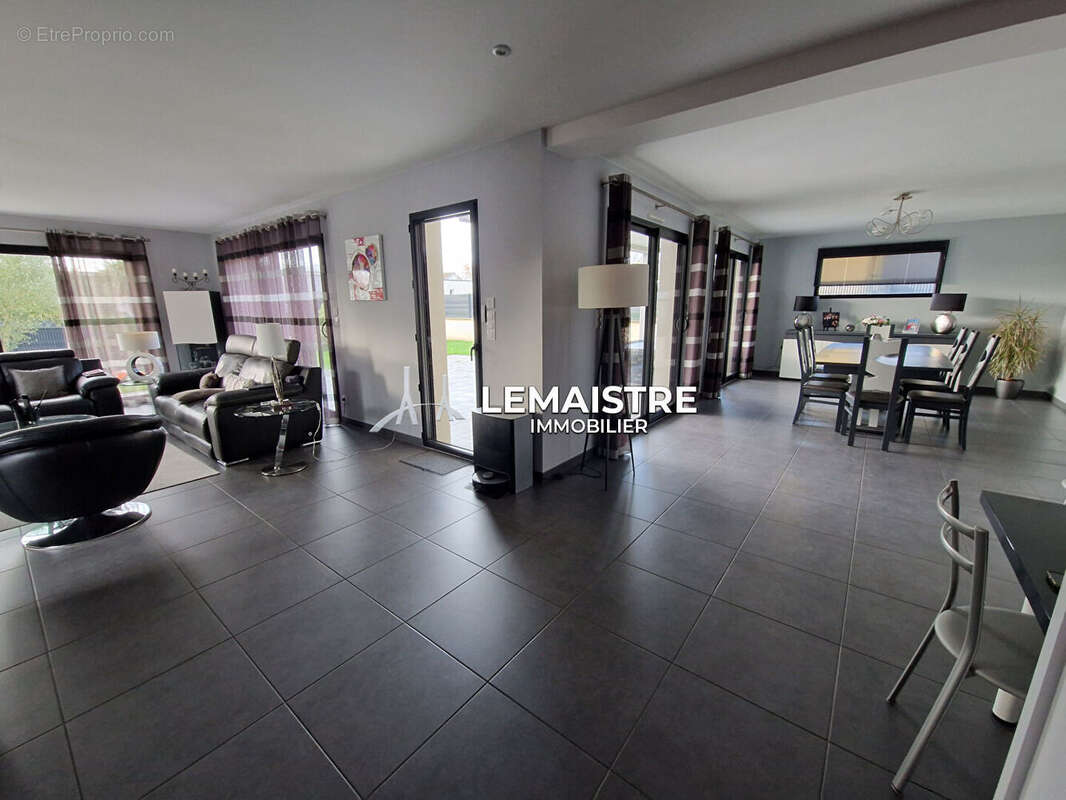 Maison à ROGERVILLE