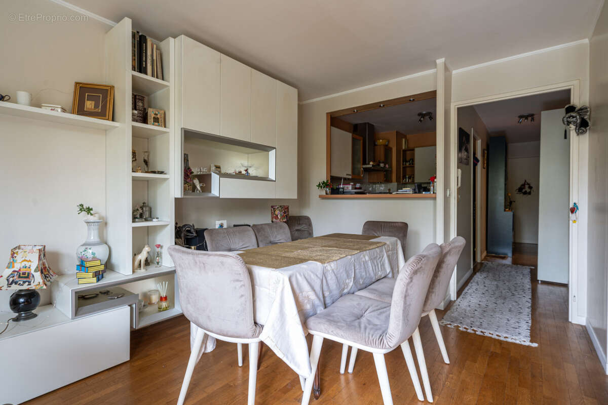 Autre à ALFORTVILLE