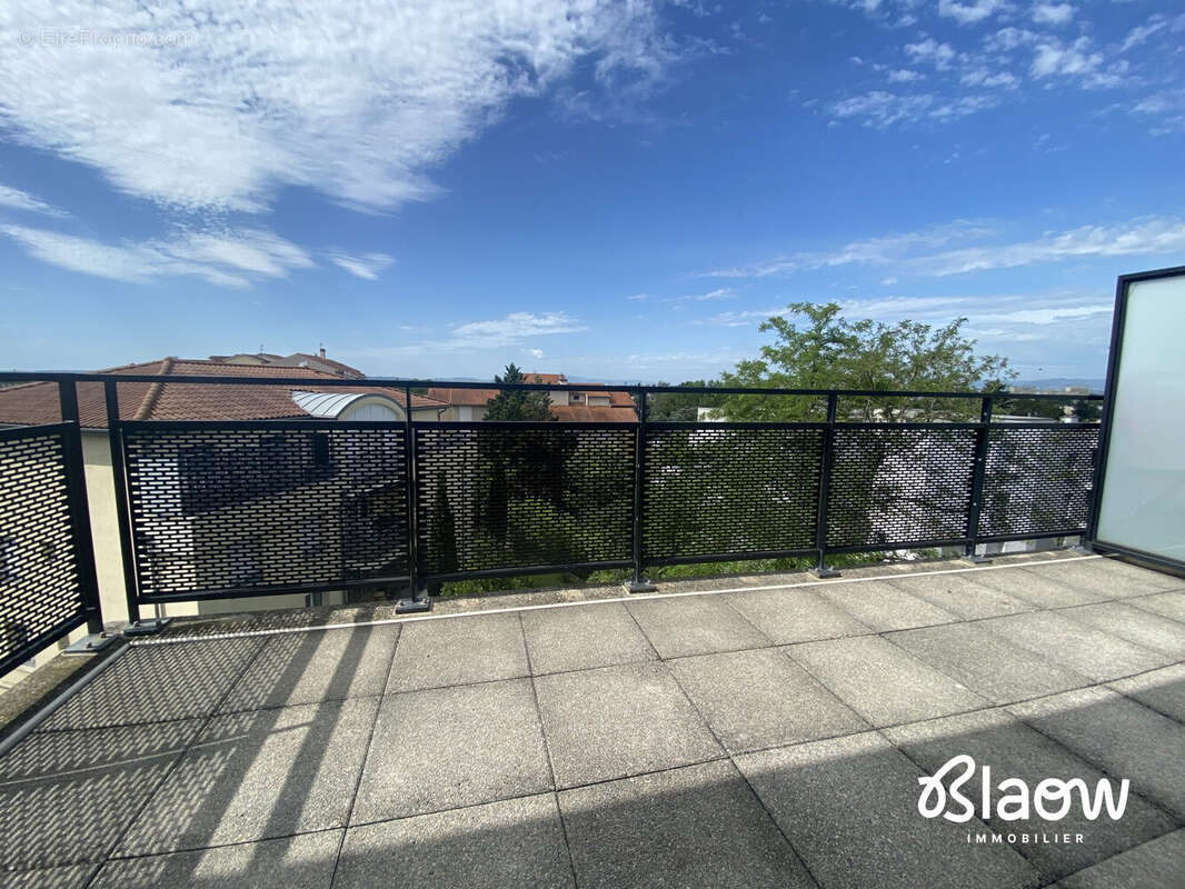 Appartement à BRON